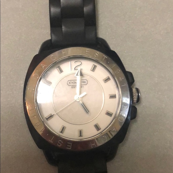 Coach watch - Picture 1 of 8